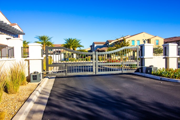 надежная автоматика для распашных ворот для дачи